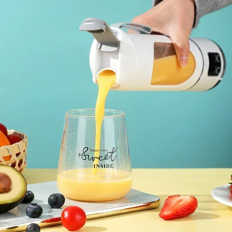 OrivanaGO™ Portable Mini Blender - Smoothies On-the-GO